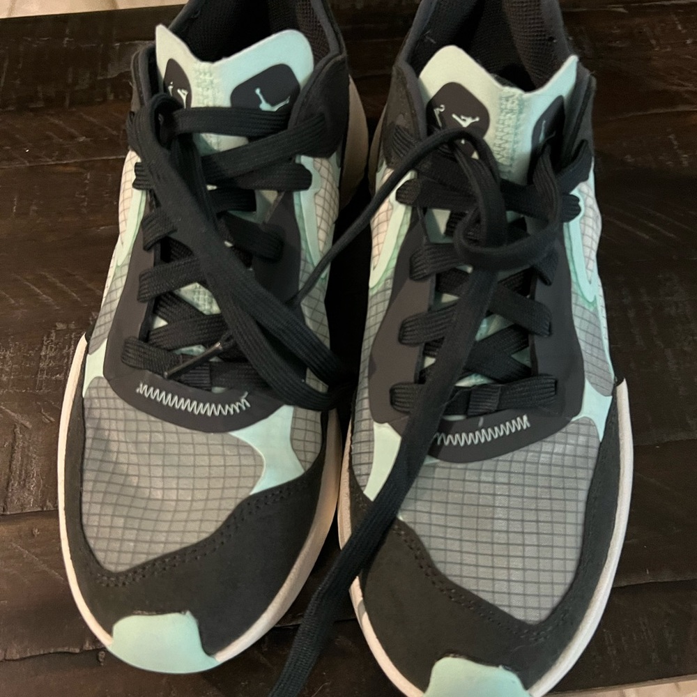 Jordan Delta 3 low